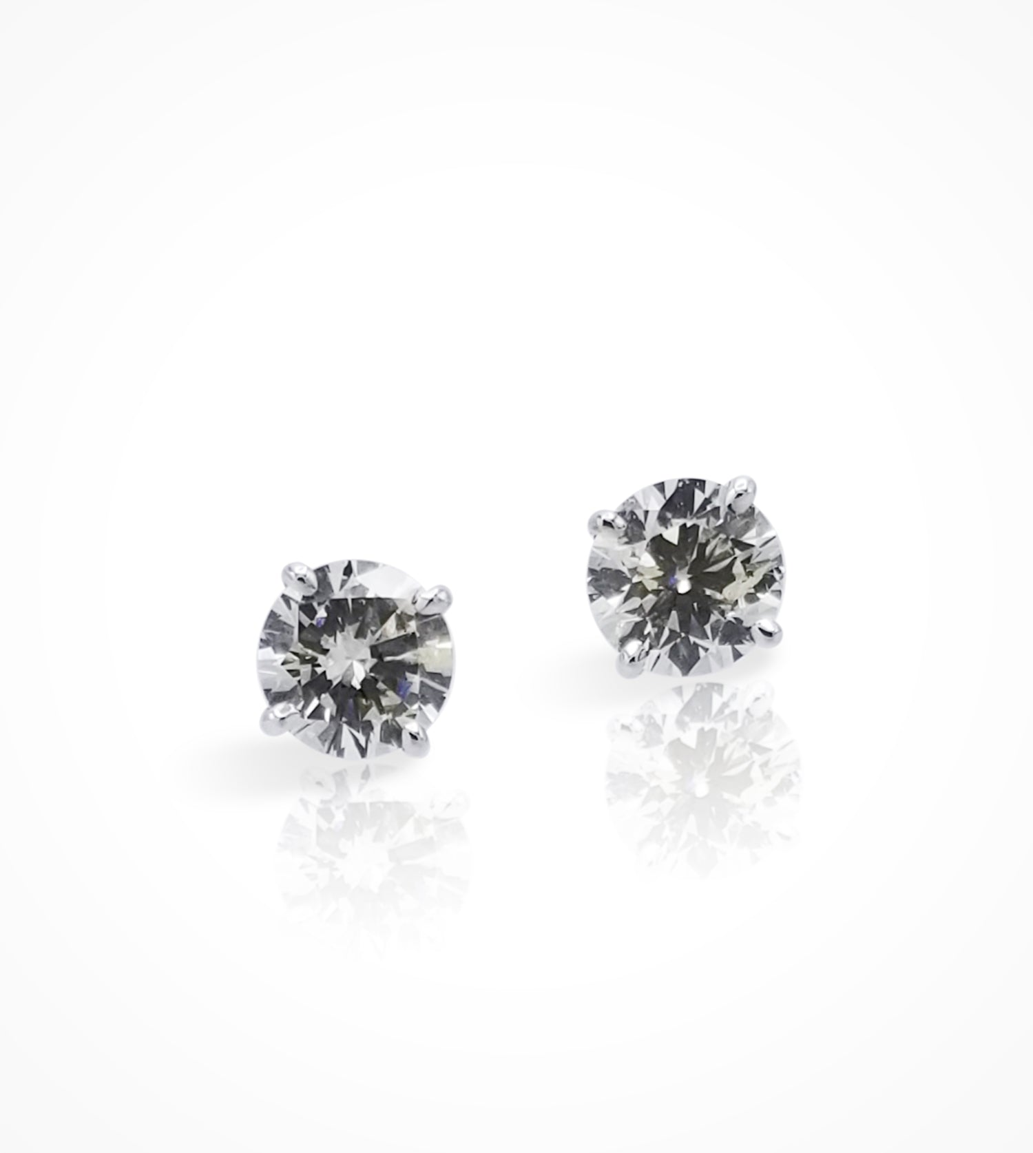 1100232 14K white gold 4-claw set diamond studs, 2 diamonds=2.03cts,K-L, I1