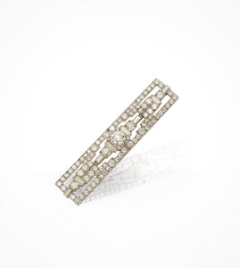 1100381 Estate - Platinum diamond bar brooch, 1 OEC diamond =1.30cts HI, SI and 92 diamonds=4.8cts. Price upon request.