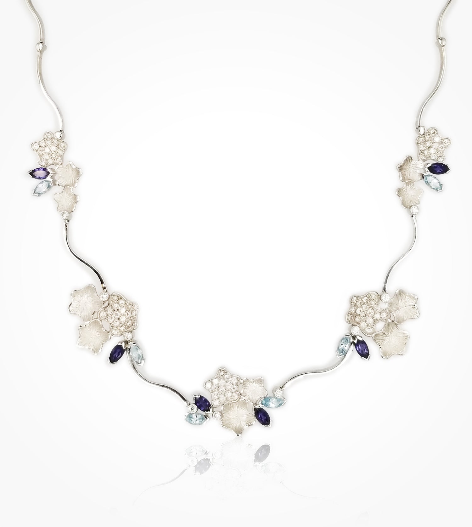 NA-005288 -18kt white gold diamond, blue topaz and Iolite necklace.