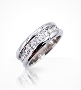 RE-004233 18K white gold half eternity band, 10 diamonds=0.73cts g,vs