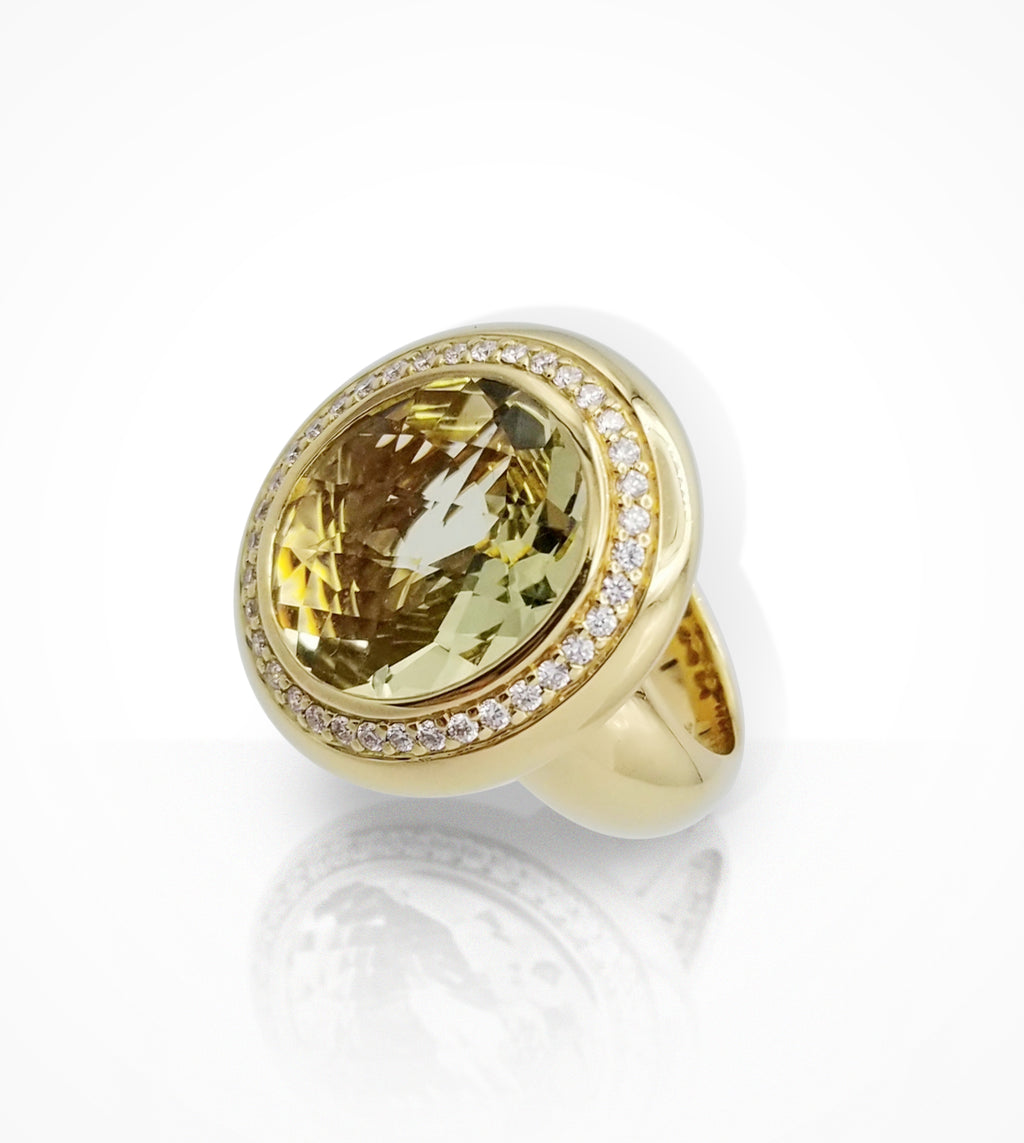 RG00225 18K yellow gold Lemon Quartz and 37-Diamond Ring, size 7 ready-to-wear jewellery at Secrett.ca in Toronto Downtown Yorkville